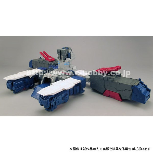 Color Photos Of Legends Series Blaster Wheelie Rewind Weirdwolf Fortress Maximus  (2 of 17)